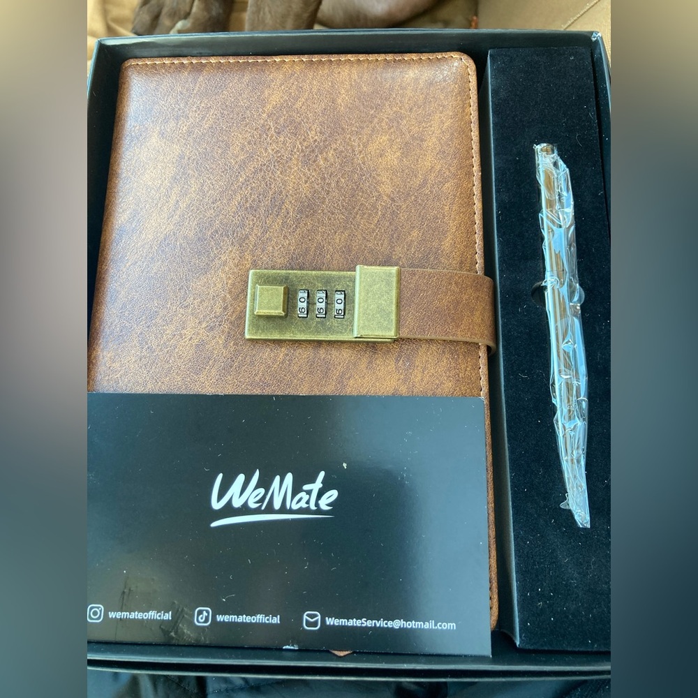WEMATE Diary with Lock, A5 PU Leather Journal with Lock 240 Pages Brown & Pen